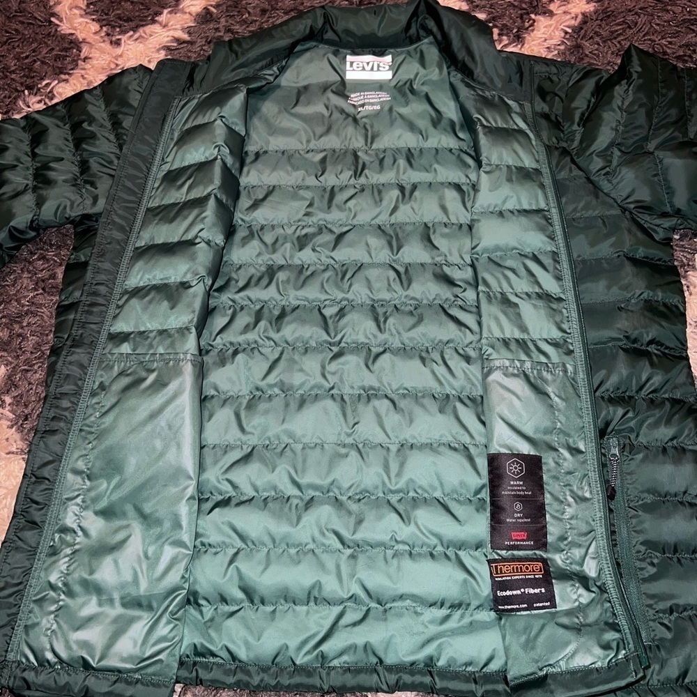 Levi's Presidio Packable Puffer Jacket - Picture 7 of 16